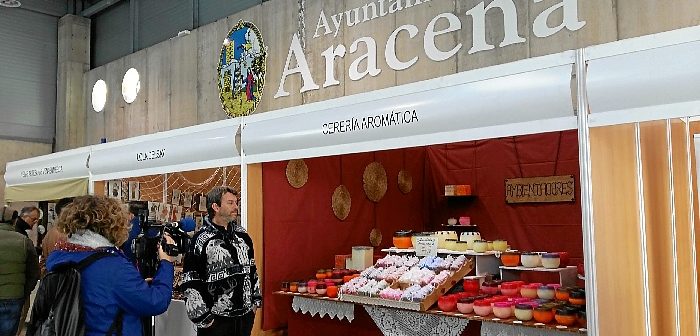 21 empresas exponen sus productos en la VI Feria de Artesanía de Aracena