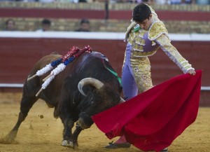 Talavante dio muestras de su maestría. (Julián Pérez)