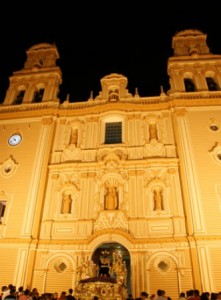 Entrada en la catedral.