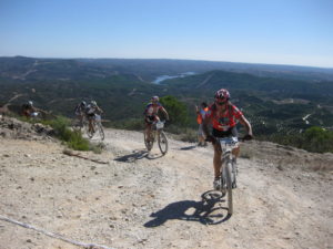 Participantes en la prueba de BTT de Nerva.