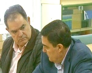 Foto alcalde junto al delegado ok