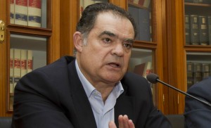 Juan Carlos Lagares, alcalde de La Palma, en una comparecencia ante los medios. (Julián Pérez)