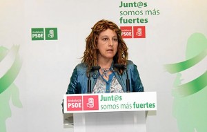 Cinta Castillo en rueda de prensa.