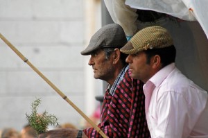 Llegada de peregrinos de Emigrantes. (Celia HK)