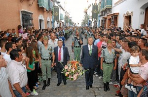 Desfile de la Banda de la Legión en las Fiestas de la Calle Cabo. (Julián Blanco)