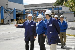 Visita del presidente de la Diputación a las instalaciones de Atlantic Copper.