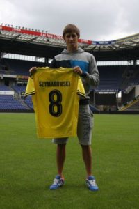 Alexander Szymanoski con la nueva camiseta del Brondby.