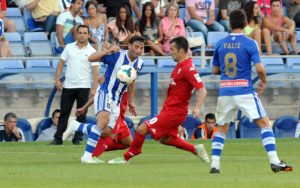 Arana, uno de los mejores del Recreativo ante el Sporting. (Espínola)