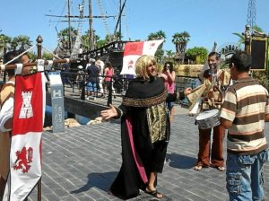 La animación fue constante durante la Jornada de Puertas Abiertas en el Muelle de las Carabelas.