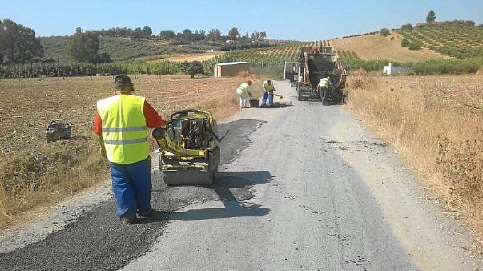 Nueva Fase De Arreglo De Caminos Rurales En Gibraleón