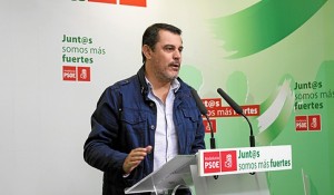 Ferrera en rueda de prensa.