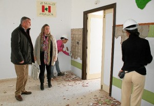 El alcalde visita las obras.