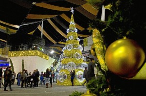 Alumbrado navideño en Holea.