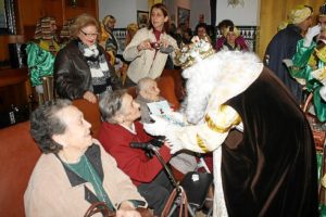 Visitas Reyes Magos asilos, hospitales (4)