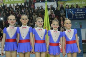 Prebenjamines del Club Gimnasia Rítmica Huelva.