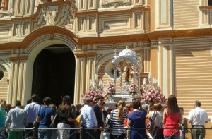 la cinta regresa a su santuario desde la catedral-1