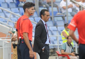 José Luis Oltra, técnico del Recreativo de Huelva. (Espínola)