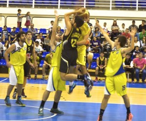 Partido de Primera Nacional de baloncesto entre Palos y Aljaraque.