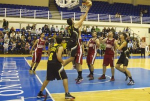 Partido de Primera Nacional de baloncesto CB Palos-CB La Palma.