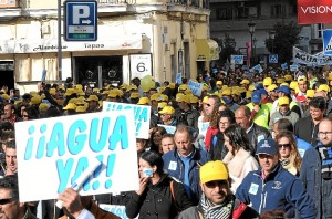 manifestacion agua condado en huelva-008