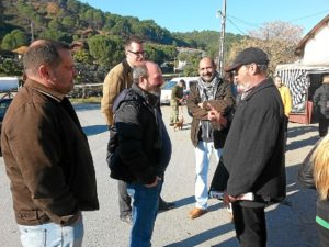 Imagen de archivo de la visita de responsables de IU a la acampada de Sotiel Coronada.