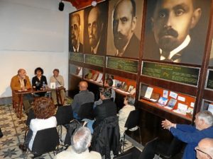 durante la presentacion en la casa museo