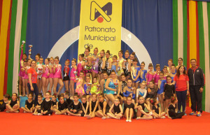 Torneo de gimnasia rítmica en Moguer.