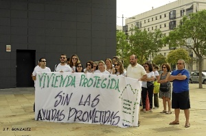 protesta en huelva VPO 1