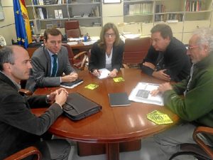 Reunión con responsables del Centro de Investigación en Química Sostenible.