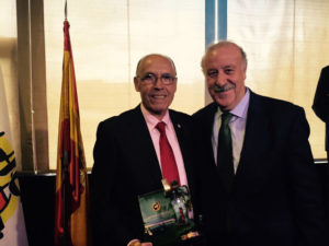 Antonio Toledo junto a Vicente del Bosque.