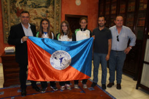 Recepción en el Ayuntamiento a jugadoras palmerinas de baloncesto.