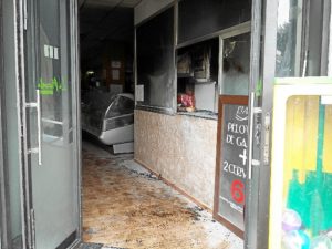 incendio bar la placeta de huelva 09