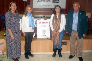 Aonujer imparte una charla preventiva en el Pablo Neruda