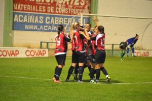 Partido de pretemporada entre el Betis y el Cajasol Sporting.