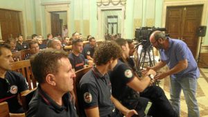 Pedro Jimenez con bomberos del Consorcio Provincial