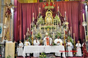 El obispo de Huelva, en la novena de Montemayor.