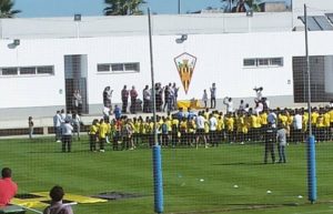 Gran escudo del San Roque para conmemorar el 60 aniversario del club.