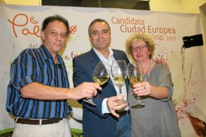 apoyo a la palma del condado ciudad del vino (2)