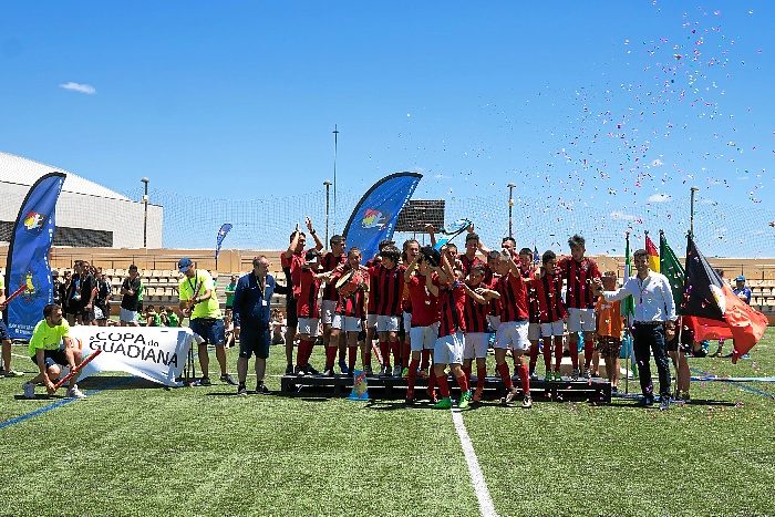 copa guadiana trofeos 9 de 10