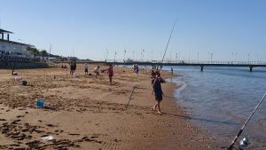 Concurso de pesca en la Semana Náutica Colombina.