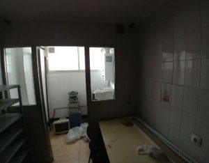 Una foto del antes del espacio destinado a la nueva sala de atención psicológica. 