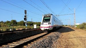 Una nueva avería, este miércoles, afecta al tren Intercity que une Madrid con Huelva