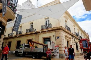 Toldos en las calles del Centro 2