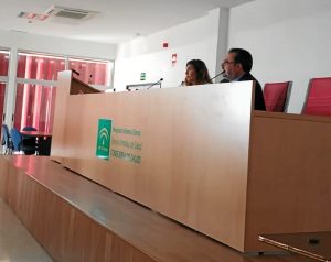 Asamblea de trabajadores en el Infanta Elena de Huelva