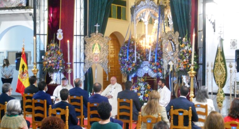 Rezo del rosario de las hermandades de Huelva y Emigrantes 1