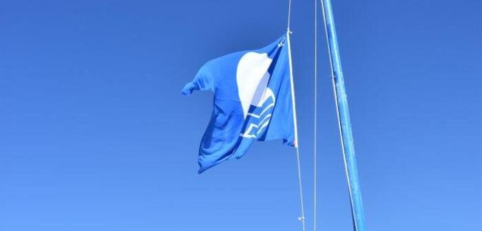 bandera azul punta