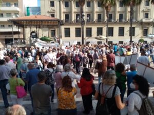 Concentración en Huelva en favor de la sanidad pública