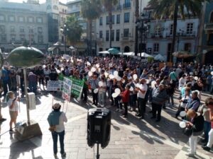 Concentración en Huelva en favor de la sanidad pública