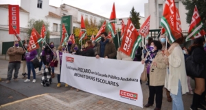 Protesta monitoras en Huelva 2