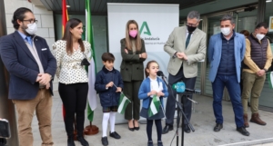 Escolares María Inmaculada cantan himno Andalucía en lenguaje de signos